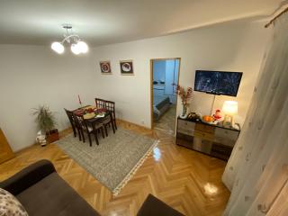 Home away - Chic and Cozy Apartment - Constanţa - 9