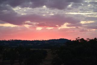 Glenlyon Dam Holiday Cottage & Farmstay - 1