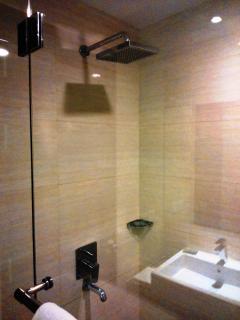 Hotel Santika Premiere Gubeng Surabaya - Surabaya - 9