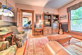 Historic Gaylord Home in Heart of Downtown! - Gaylord - 3
