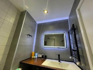 Redco ALPIC Studio Apartment near Gondola - 1