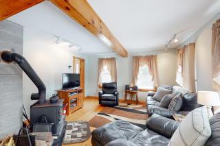 Mount Holly Ski House - 8