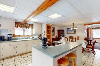 Mount Holly Ski House - 6