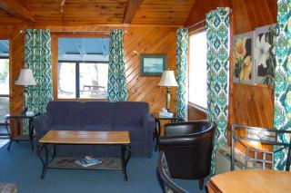 Pines Cottage - Standish - 7