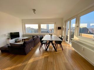 Luxury 3 bedroom apartment on the top floor with panoramic view - Ostend - 2
