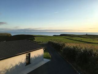 Silver Strand Chalets - Gleann Cholm Cille - 4
