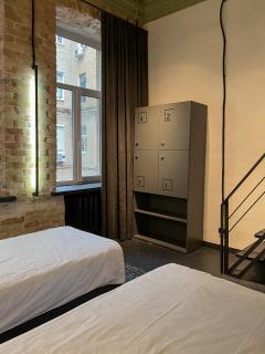 Globe Runner Hotel & Hostel - Kiev - 1