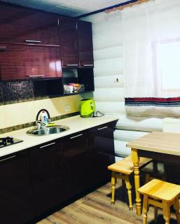 У Віти котедж 1 - 6