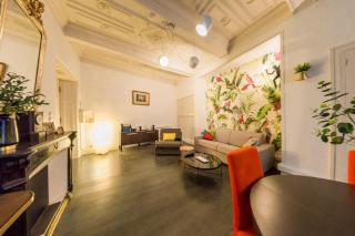 RétroMirabeau "Le Jacobin" - 75m2 - TERRASSE EXTERIEURE PATIO- 2 à 4 pers - CALME - COURS MIRABEAU HALLES GARE - EMPLACEMENT TOP - Chèques Vacances CONNECT - 2