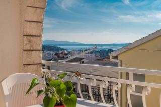 Quiet Area apartments Rose - Makarska - 1