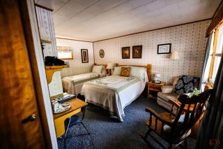 The Pines Country Inn - 5