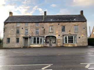 The Halford Bridge Inn - 8