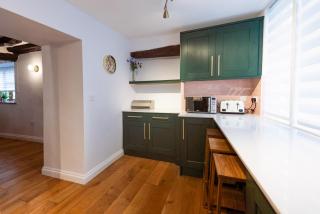 Host & Stay - Iris Cottage - 4