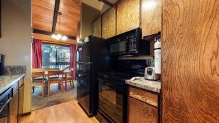 Horizons 4 #186 condo - 9