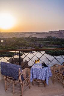 ASWAN NILE PALACE (swimming pool-rooftop-Nile view) - 0