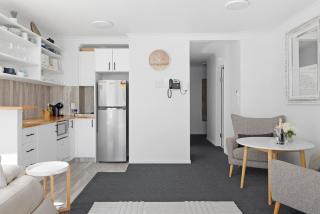 123 Landmark - Nelson Bay - 2
