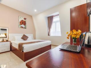 Aurora Hotel Dalat - Dalat - 9