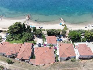 Porto Almira Beachfront House - Nikiti - 5