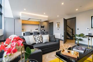 Luxe Apartments, The Moorwell, Secure Parking, - 10mins Cardiff City Ctr - Cardiff - 7