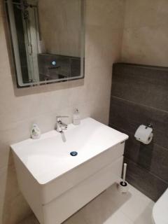 Amazing Studio in DAMAC Tower - Amman - 6