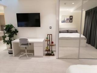 Amazing Studio in DAMAC Tower - Amman - 1