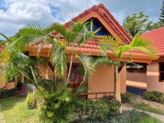 The Pace Phuket Boutique Resort - Rawai Beach - 9