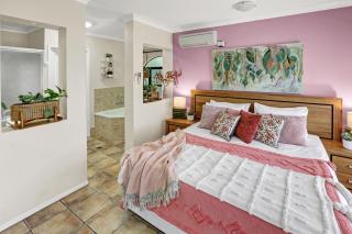 Villa Blue - Coastal Family Escape - Palm Cove - 3