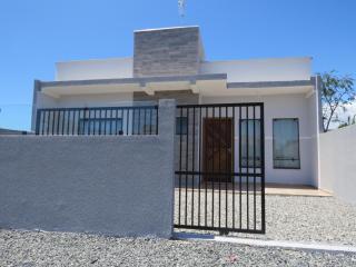 Casa do amor, vc pode ir andando até a praia - Itapoa - 2