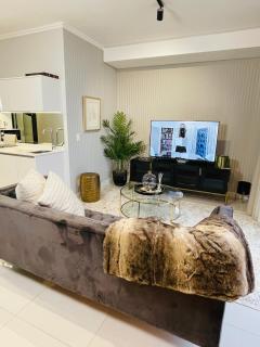 Luxury Airconditioned Unit at Ellipse MallofAfrica - 0