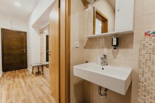 HerbaRooms Zagreb center - 6