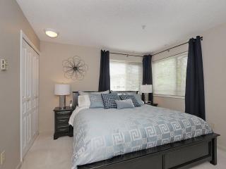Luxury 2Br W Balcony Overlooking The Empress - 2