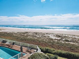 Surfers Horizons - 4