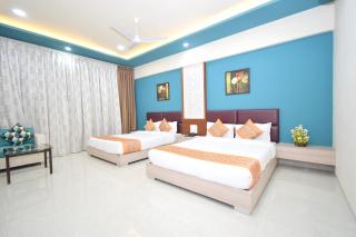 The Sky Imperial- Hotel Gopal Darshan - 1