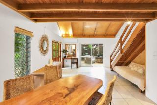 Serendipity Cottage - Holloways Beach - 2