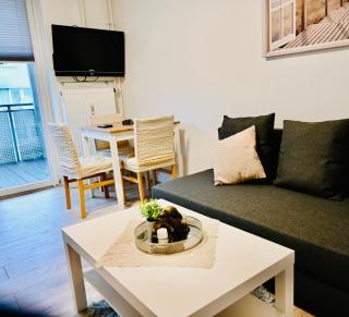 Holiday Home Cologne with Balkon - near KölnMesse - temporary living- - Cologne - 4