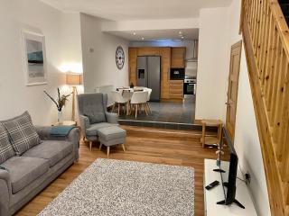 Tucked Away - Seaside Home in Anstruther Sleeps 6 - 9