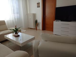 Amazing flat in old town with large balcony - Bratislava - 4