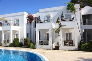 Mer-Can Story Apart - 8