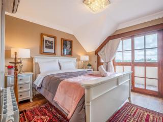 Villa Di Pietro 502 - Apto no coração de Gramado 400 metros Rua Coberta - Gramado - 4