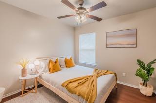 3Bedroom 2Bathroom close to historic downtown fast wifi - 3