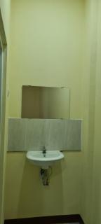 RedDoorz near Tugu Muda Semarang - Kalibanteng-lor - 1