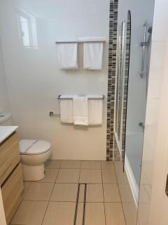 New England Motor Lodge - 7