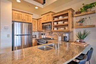 Walkable Park Mountain Getaway Hot Tub and Views! - Park City - 7