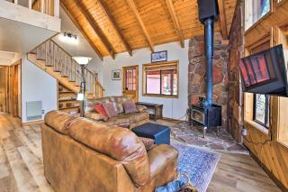 Secluded Munds Park Cabin with Deck Less Than 1 Mi to Lake - Munds Park - 6
