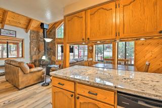 Secluded Munds Park Cabin with Deck Less Than 1 Mi to Lake - Munds Park - 3