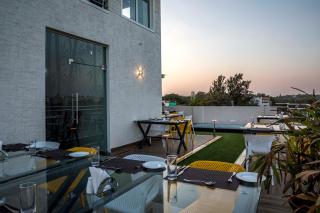 Hotel Urban Jade - Bangalore - 8