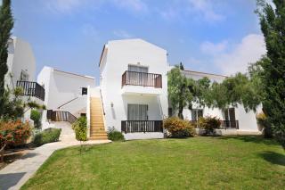 Akti Beach Hotel & Village Resort - Paphos - 1