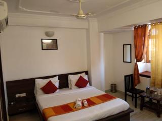 Hotel Yellow Stone - 9
