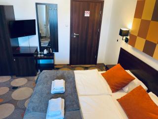 La Petite APARTMENTS & ROOMS - Danzica - 2