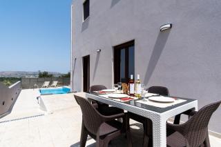 Villa Karouzo - With Private Pool - Agios Konstantinos - 4